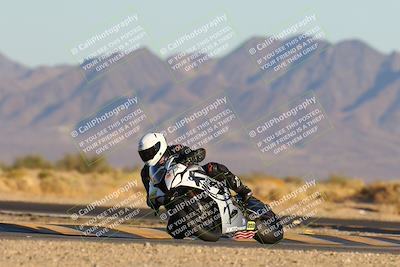 media/Jan-11-2025-CVMA (Sat) [[ddeb3f563a]]/Race 13-Amateur Supersport Open/